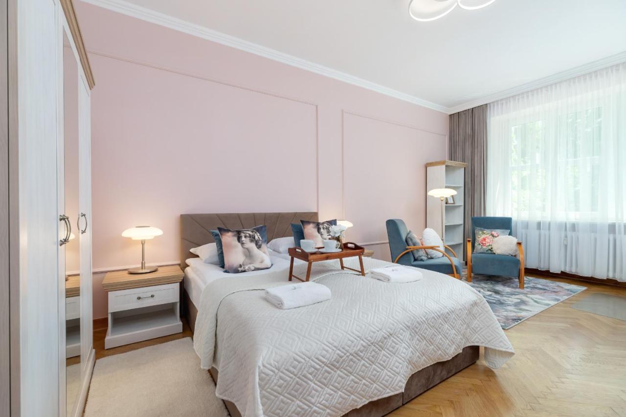 Luxurious & Unique Apartment Mickiewicza Cracow By Renters Prestige Krakow Dış mekan fotoğraf