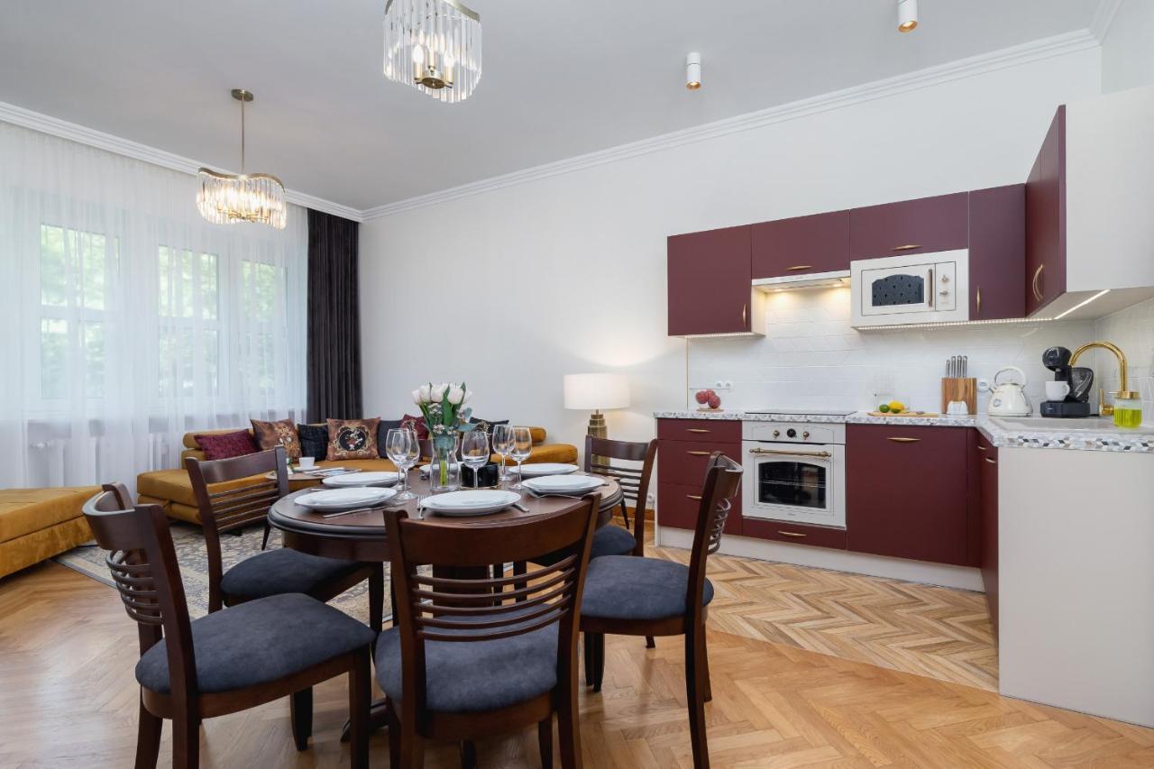 Luxurious & Unique Apartment Mickiewicza Cracow By Renters Prestige Krakow Dış mekan fotoğraf