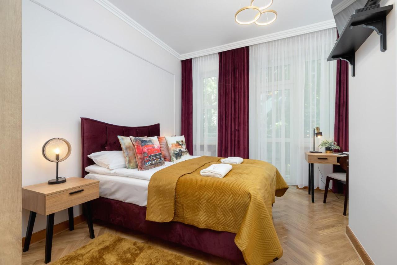 Luxurious & Unique Apartment Mickiewicza Cracow By Renters Prestige Krakow Dış mekan fotoğraf