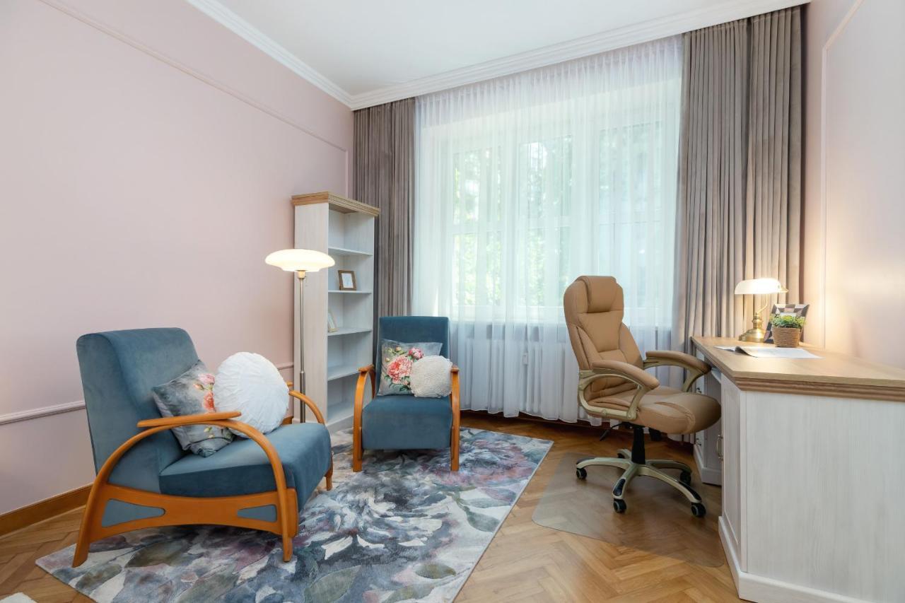 Luxurious & Unique Apartment Mickiewicza Cracow By Renters Prestige Krakow Dış mekan fotoğraf