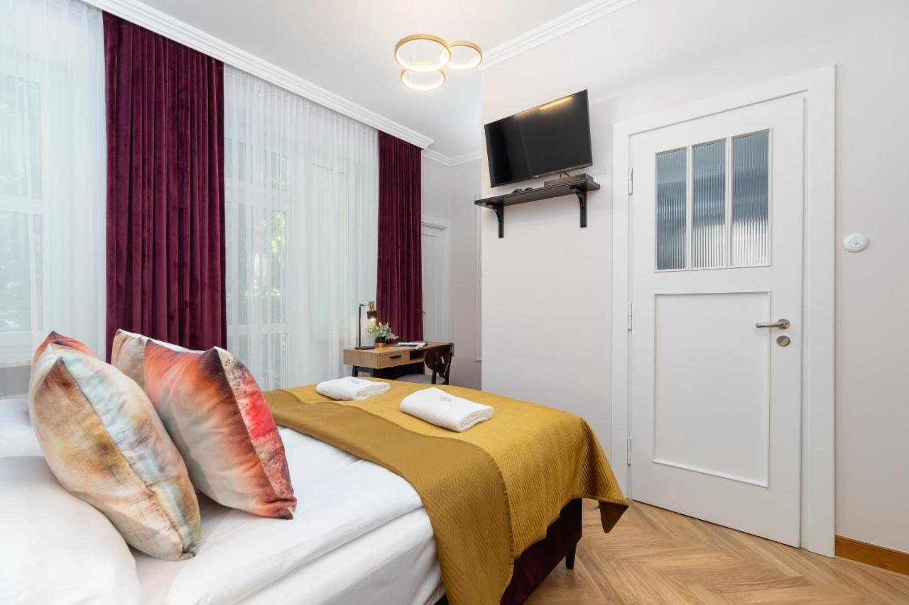 Luxurious & Unique Apartment Mickiewicza Cracow By Renters Prestige Krakow Dış mekan fotoğraf